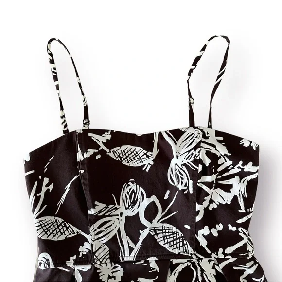 La Chateau Brown dress. - Picture 3 of 7